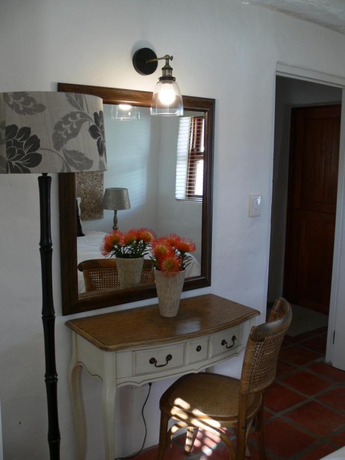 Raithby Winelands Historical Cottage Bagian luar foto