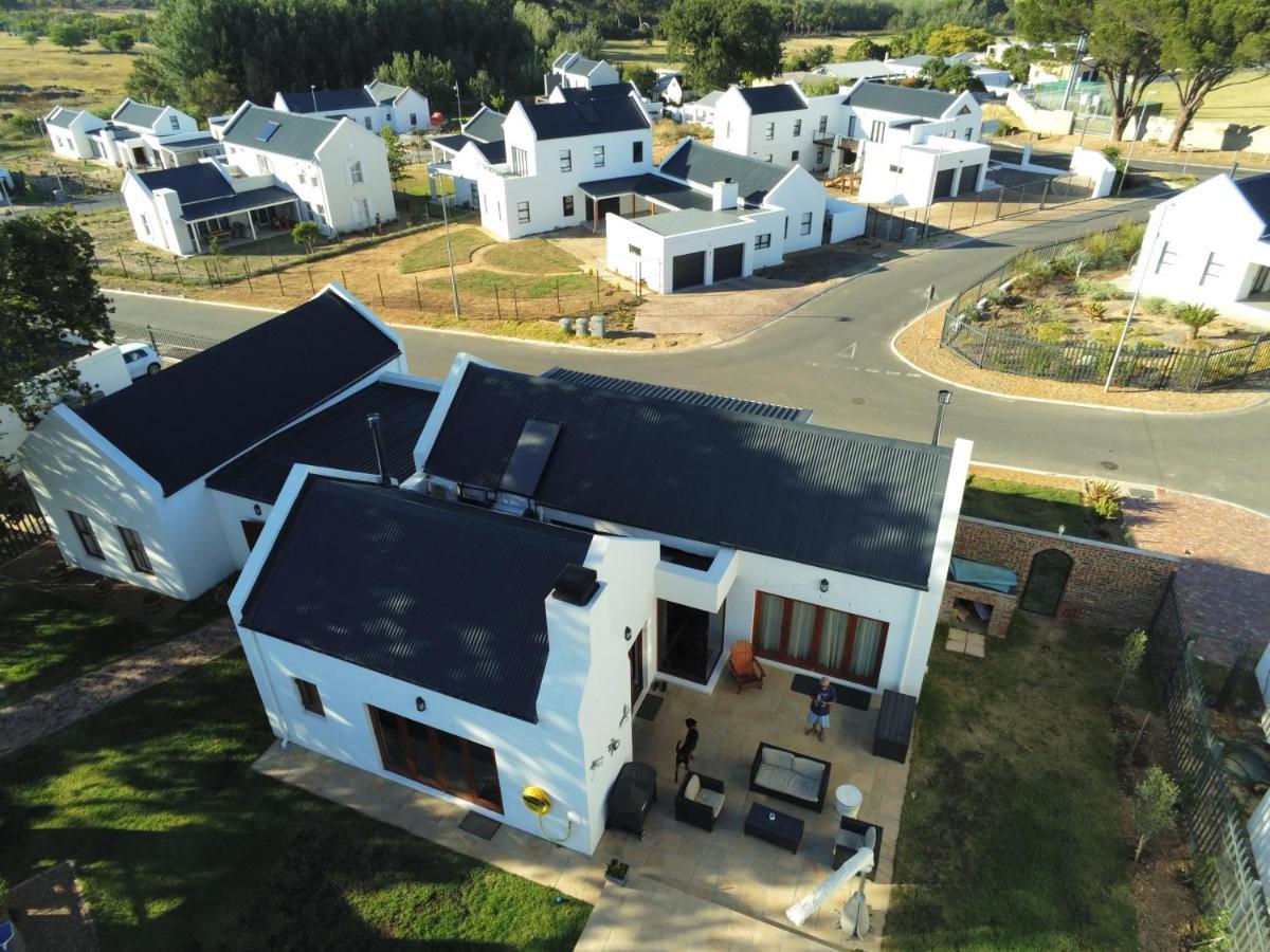 Raithby Winelands Historical Cottage Bagian luar foto