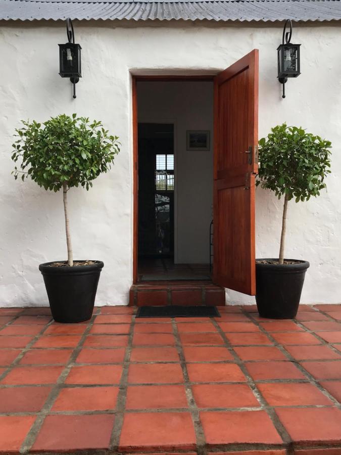 Raithby Winelands Historical Cottage Bagian luar foto