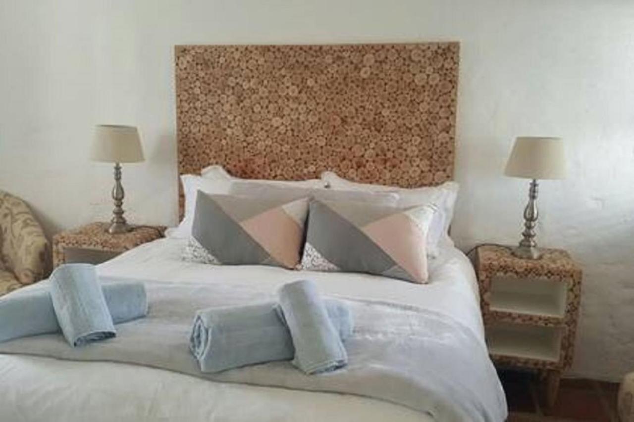 Raithby Winelands Historical Cottage Bagian luar foto