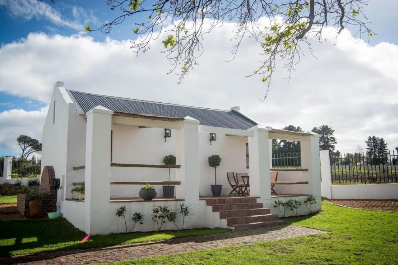 Raithby Winelands Historical Cottage Bagian luar foto